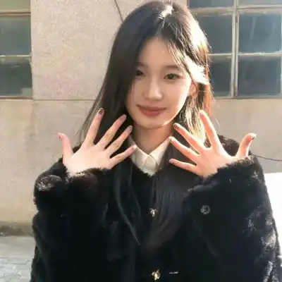 丁芷巧